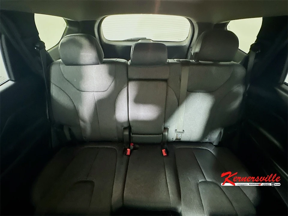 2023 Hyundai Santa Fe - Image 12 of 21