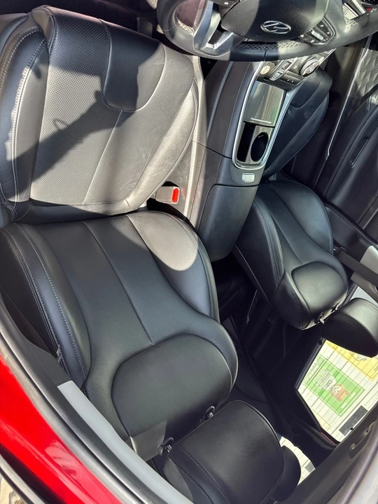 2023 Hyundai Santa Fe - Image 7 of 17