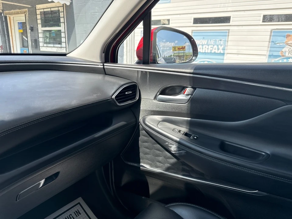2023 Hyundai Santa Fe - Image 15 of 17
