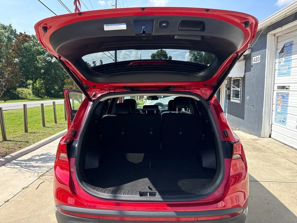 2023 Hyundai Santa Fe - Image 10 of 17