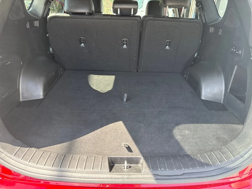 2023 Hyundai Santa Fe - Image 11 of 17