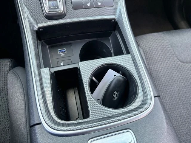 2023 Hyundai Santa Fe - Image 17 of 21