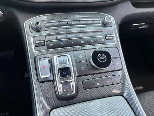 2023 Hyundai Santa Fe - Image 16 of 21