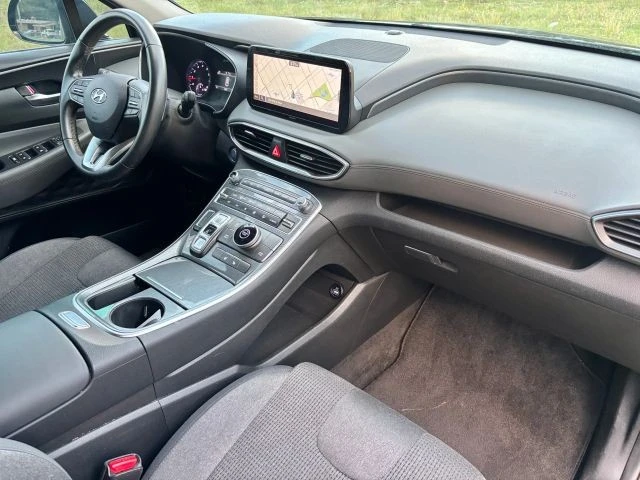 2023 Hyundai Santa Fe - Image 10 of 21