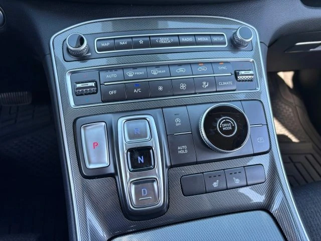 2023 Hyundai Santa Fe - Image 17 of 21