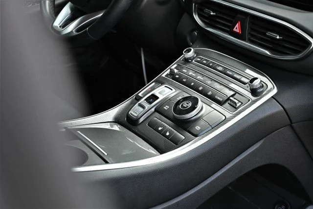 2023 Hyundai Santa Fe - Image 19 of 21