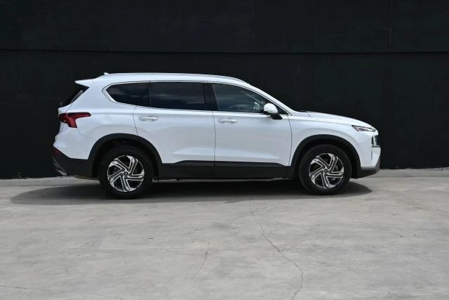 2023 Hyundai Santa Fe - Image 6 of 21