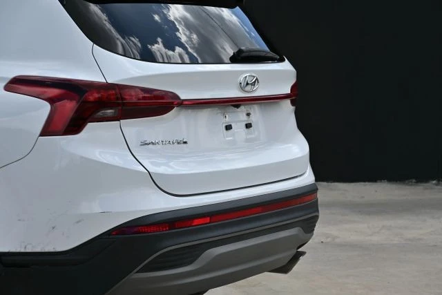 2023 Hyundai Santa Fe - Image 9 of 21