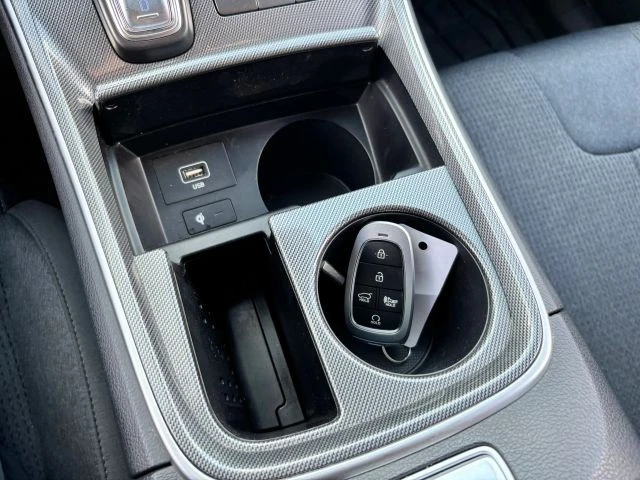 2023 Hyundai Santa Fe - Image 18 of 21