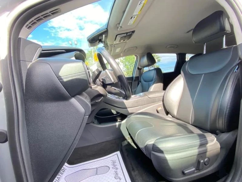 2023 Hyundai Santa Fe - Image 11 of 12