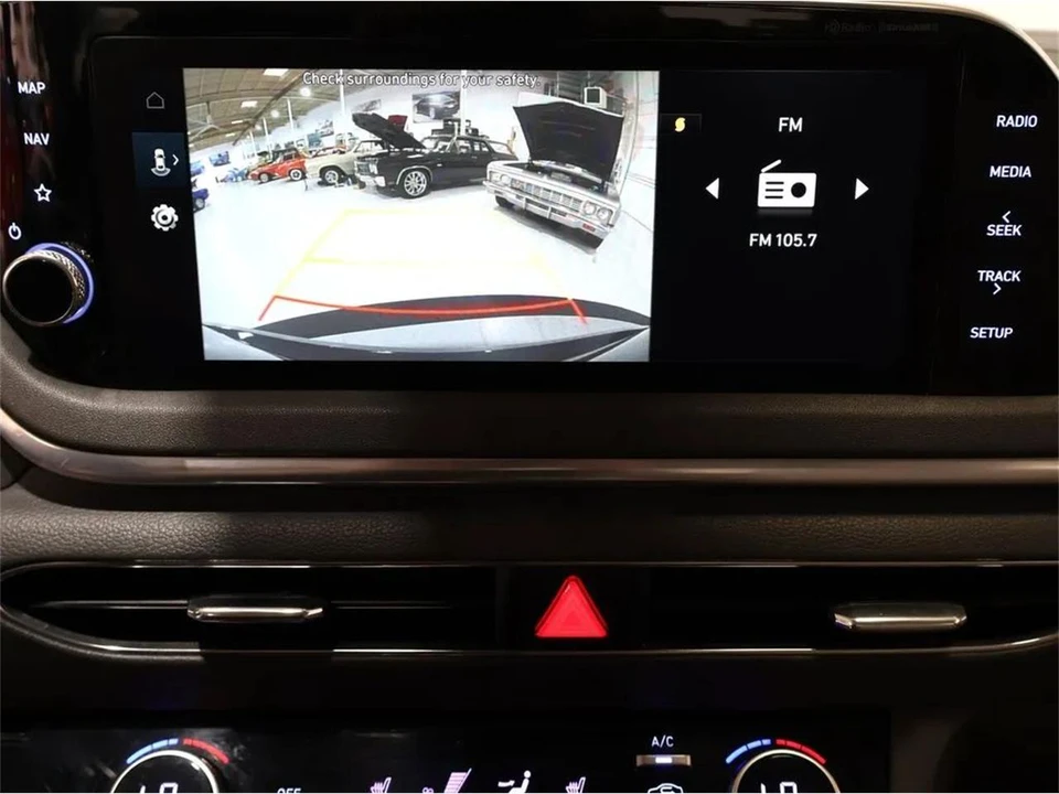 2023 Hyundai Sonata - Image 19 of 31