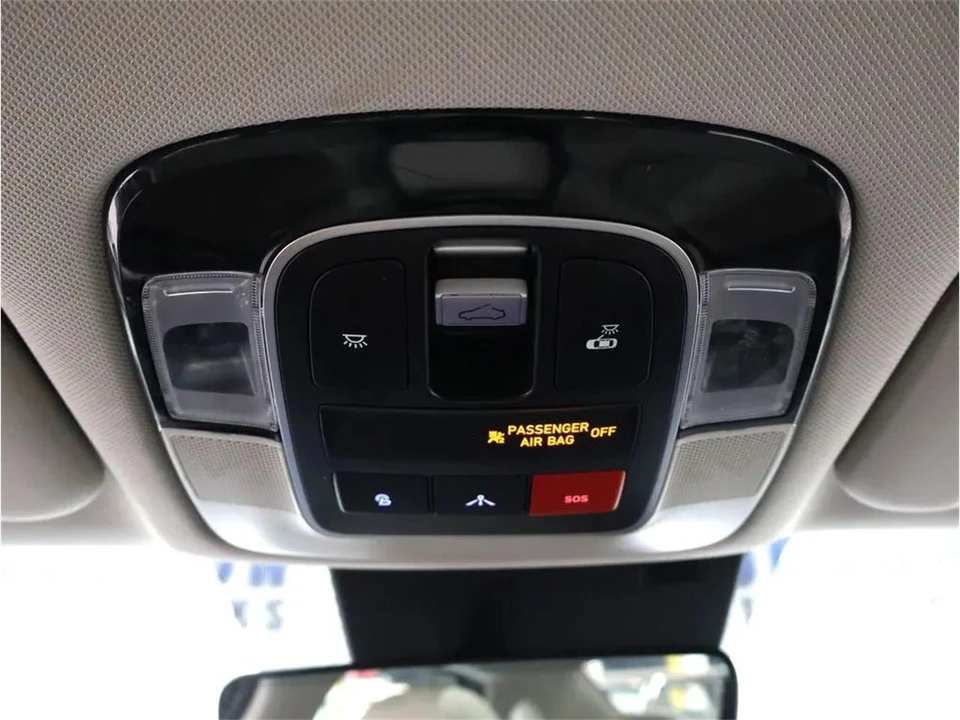 2023 Hyundai Sonata - Image 23 of 31