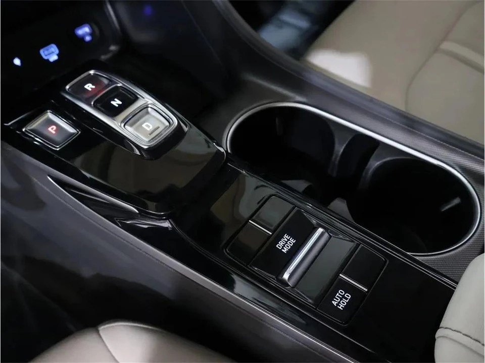 2023 Hyundai Sonata - Image 22 of 31