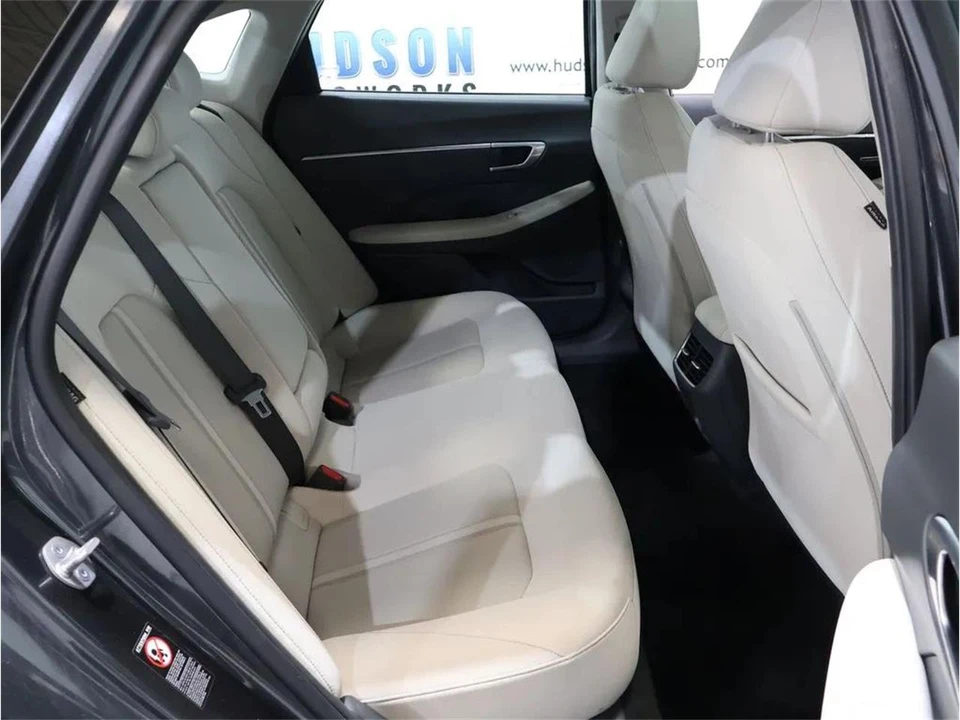 2023 Hyundai Sonata - Image 28 of 31