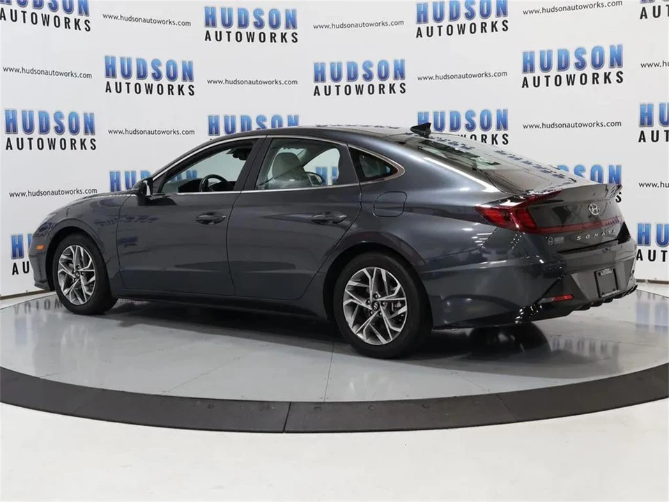 2023 Hyundai Sonata - Image 4 of 31