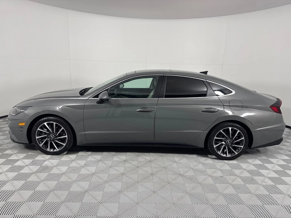 2023 Hyundai Sonata - Image 8 of 12
