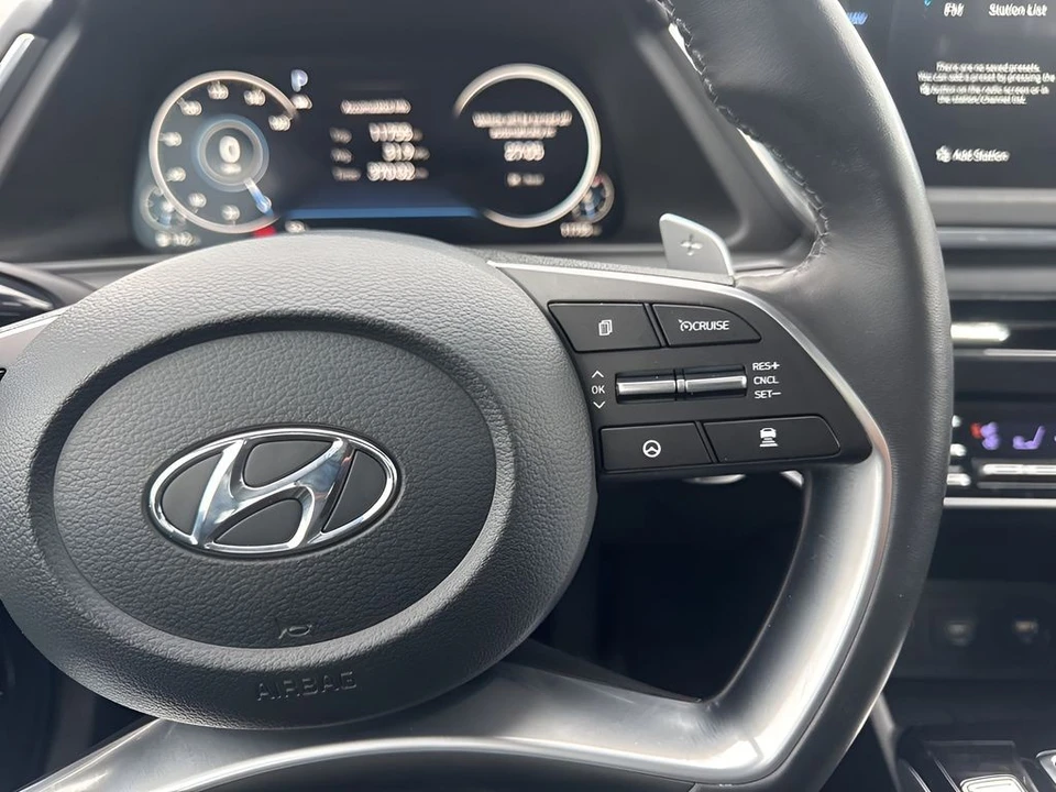 2023 Hyundai Sonata - Image 17 of 21