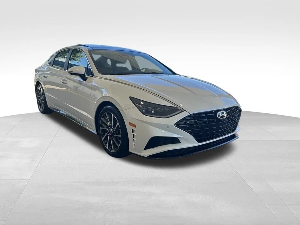 2023 Hyundai Sonata - Image 2 of 12