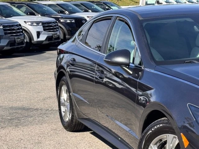 2023 Hyundai Sonata - Image 10 of 12
