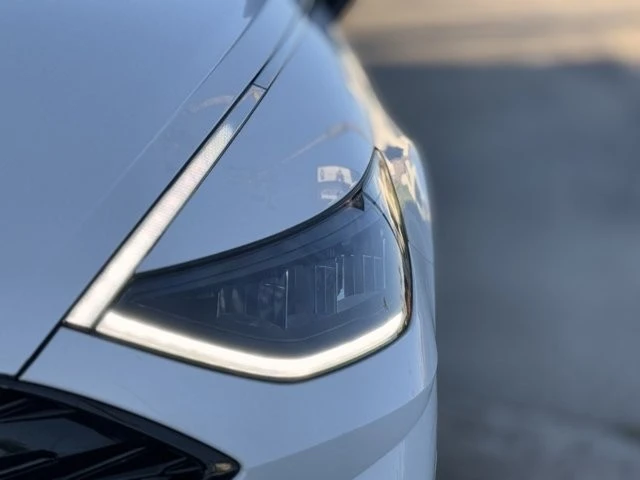 2023 Hyundai Sonata - Image 8 of 12