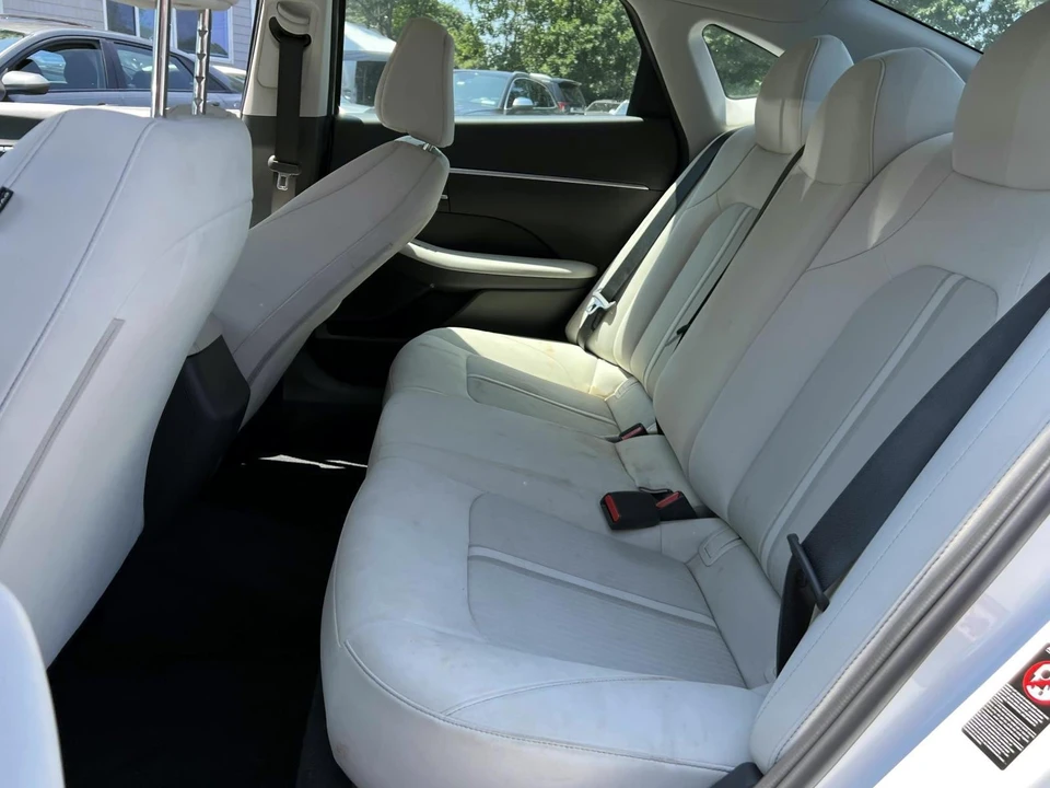 2023 Hyundai Sonata - Image 10 of 21