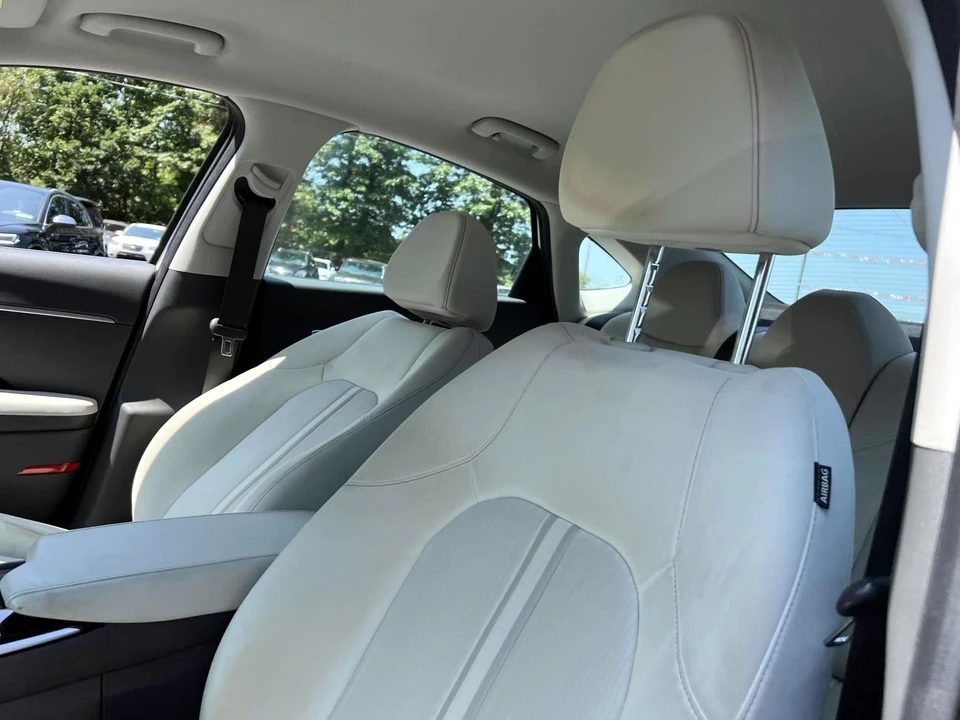 2023 Hyundai Sonata - Image 9 of 21