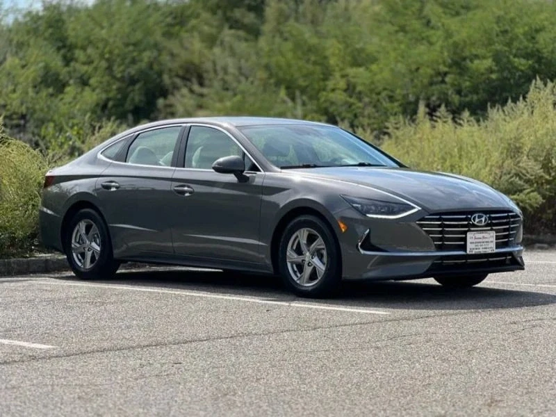 2023 Hyundai Sonata - Image 2 of 12