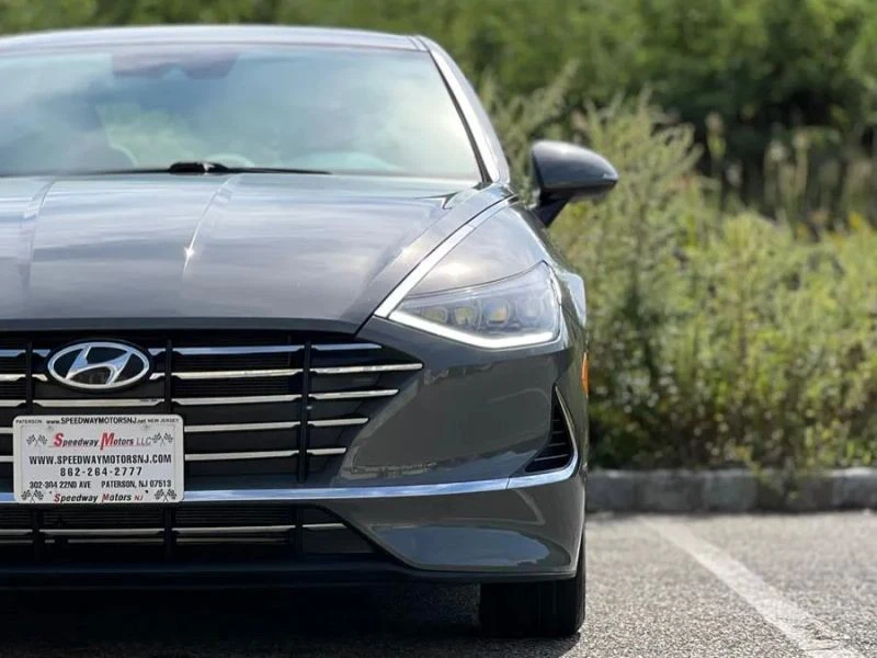 2023 Hyundai Sonata - Image 4 of 12