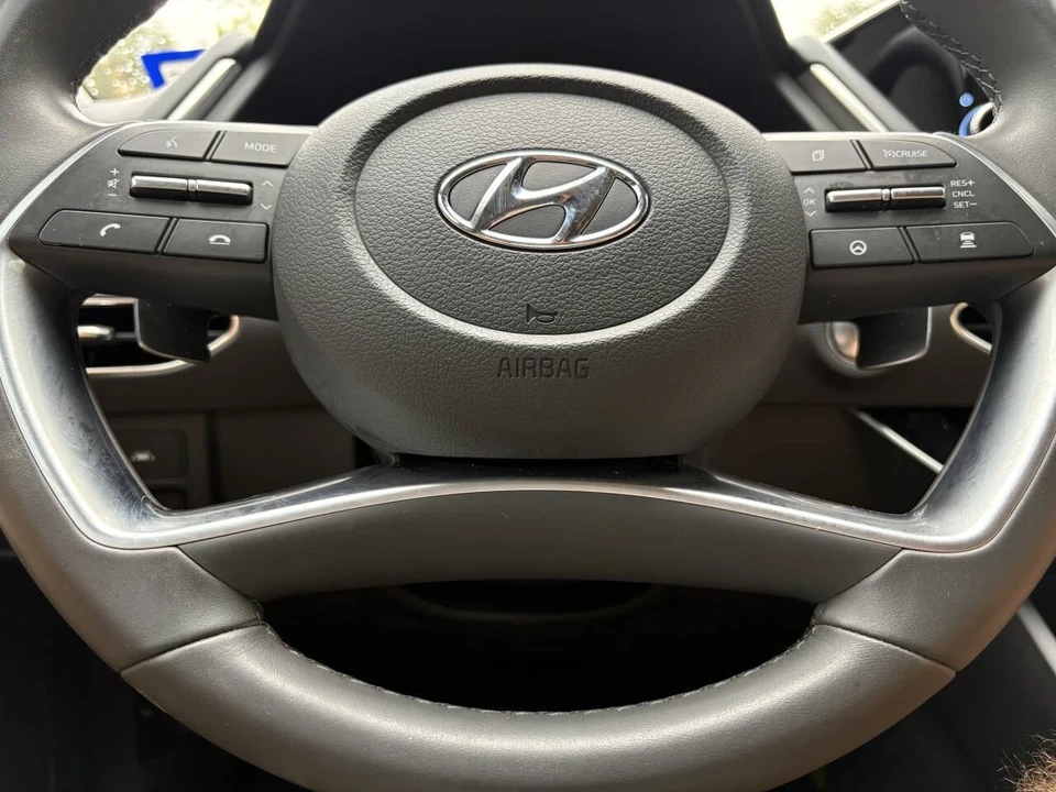 2023 Hyundai Sonata - Image 17 of 21