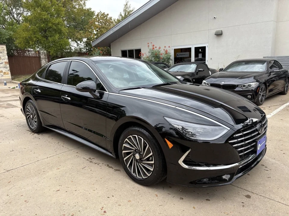 2023 Hyundai Sonata - Image 2 of 21