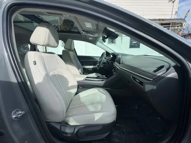 2023 Hyundai Sonata - Image 10 of 12