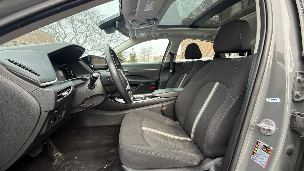 2023 Hyundai Sonata - Image 10 of 21