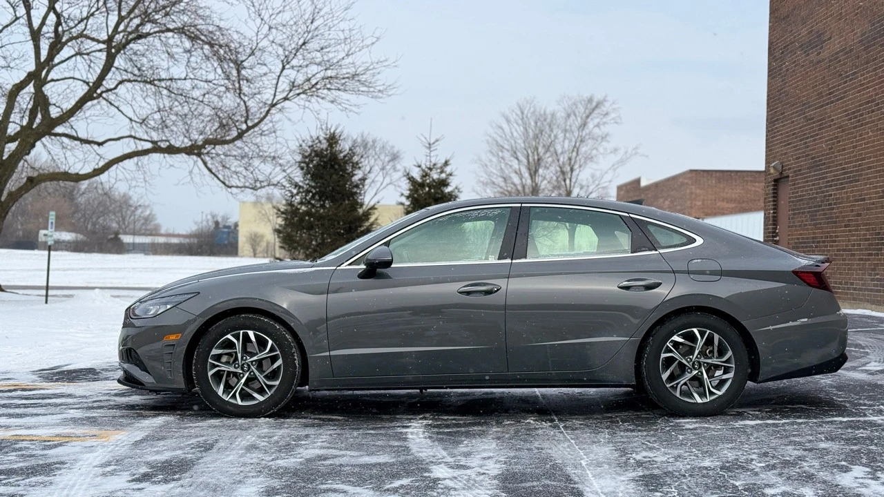 2023 Hyundai Sonata - Image 4 of 21
