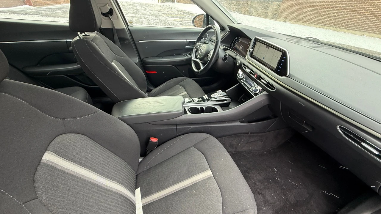 2023 Hyundai Sonata - Image 11 of 21