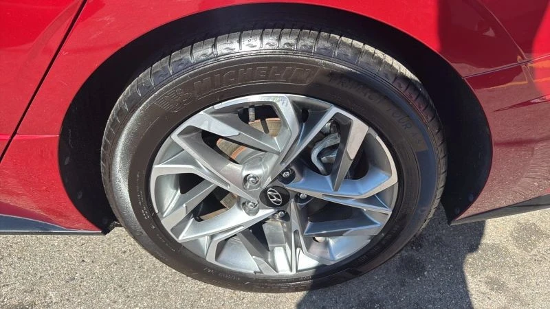 2023 Hyundai Sonata - Image 9 of 12