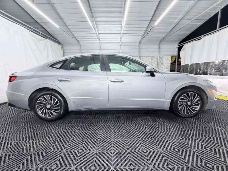 2023 Hyundai Sonata - Image 8 of 12