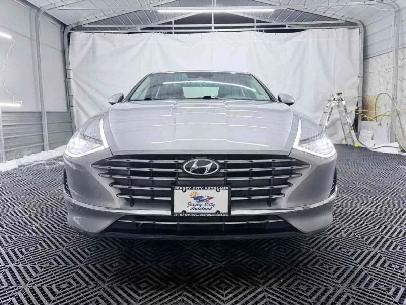 2023 Hyundai Sonata - Image 2 of 12
