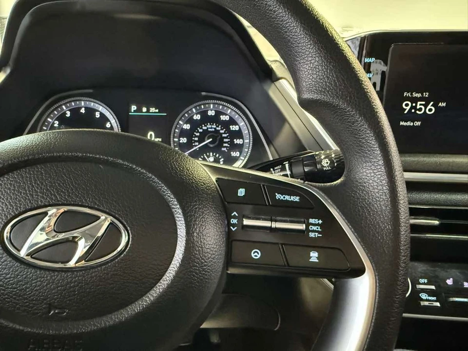 2023 Hyundai Sonata - Image 14 of 21