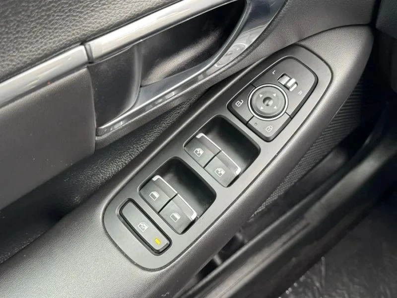 2023 Hyundai Sonata - Image 7 of 12