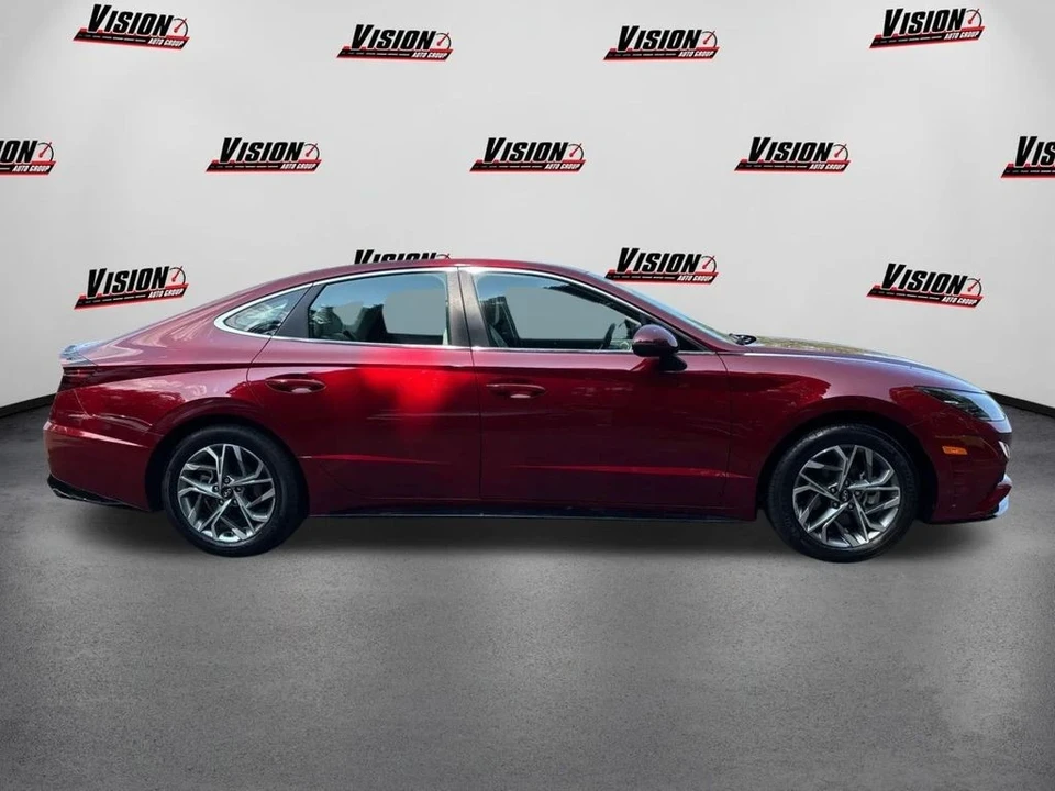 2023 Hyundai Sonata - Image 4 of 12