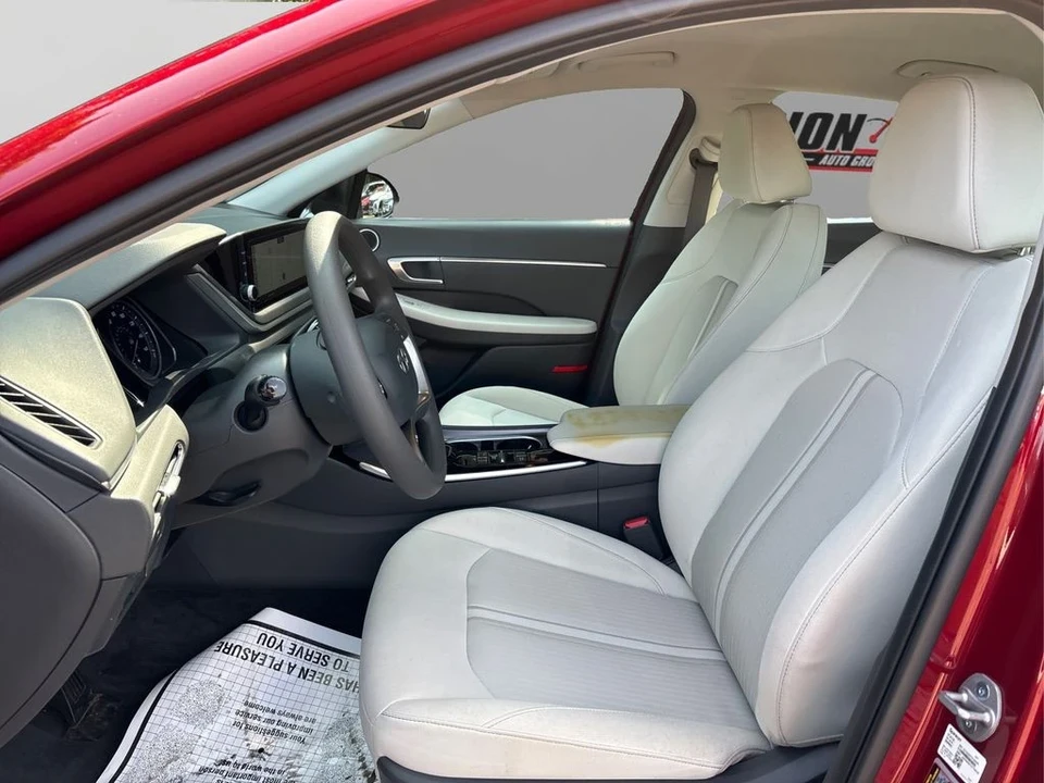 2023 Hyundai Sonata - Image 9 of 12