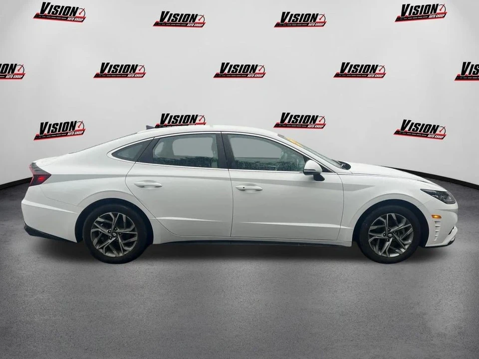 2023 Hyundai Sonata - Image 4 of 12