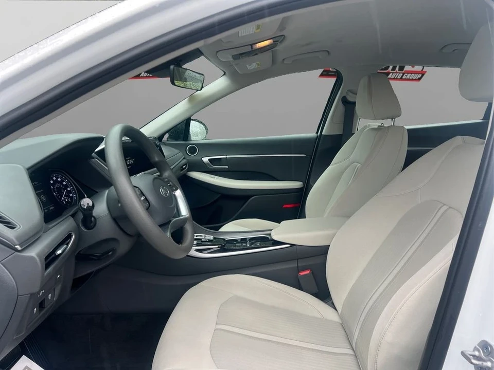 2023 Hyundai Sonata - Image 9 of 12