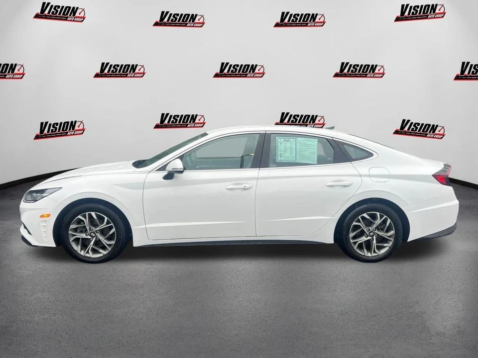 2023 Hyundai Sonata - Image 8 of 12