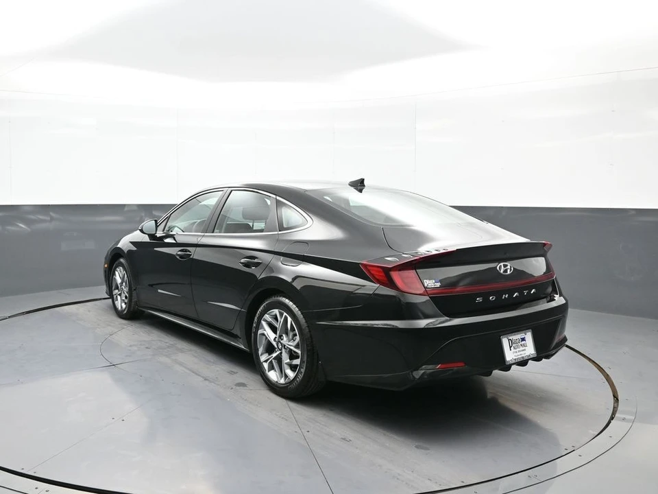 2023 Hyundai Sonata - Image 8 of 12