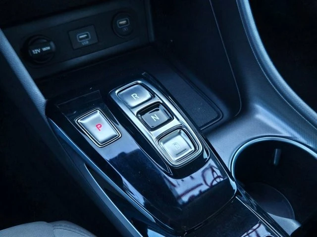 2023 Hyundai Sonata - Image 17 of 21