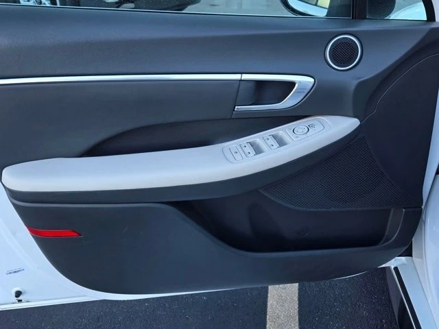 2023 Hyundai Sonata - Image 8 of 12