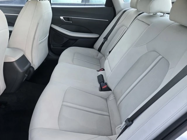 2023 Hyundai Sonata - Image 10 of 12
