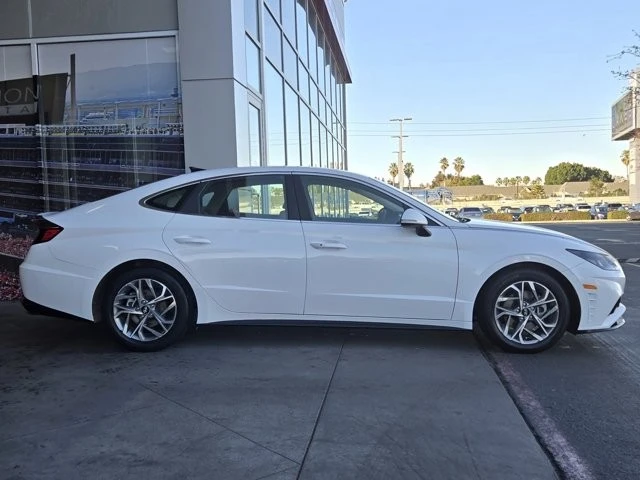 2023 Hyundai Sonata - Image 4 of 12