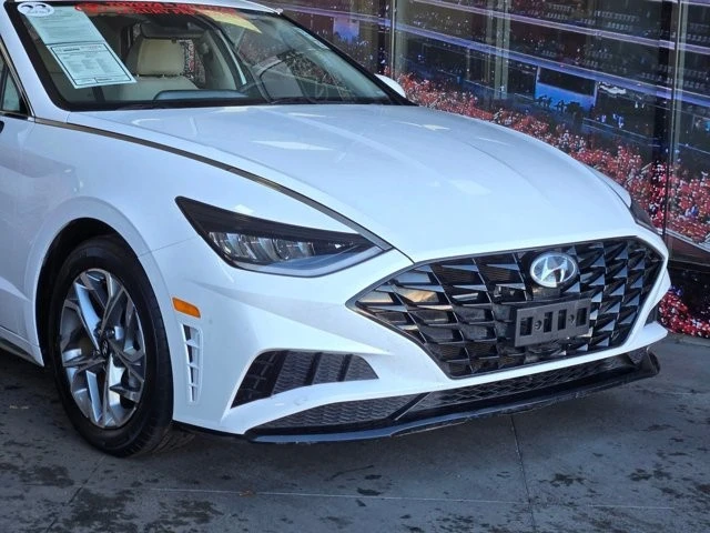 2023 Hyundai Sonata - Image 2 of 12
